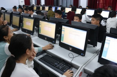 落實信息素養教育 增加數字化時代的競爭力